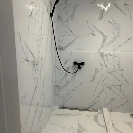 міні Excellent Family בית הארחה