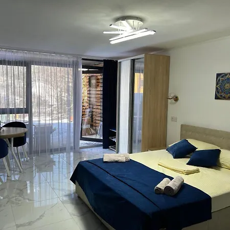 міні Excellent Family 4* Ворохта